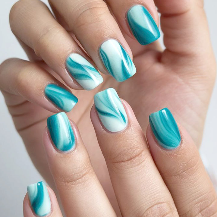 Stylish Marble Nail Art Kalsten