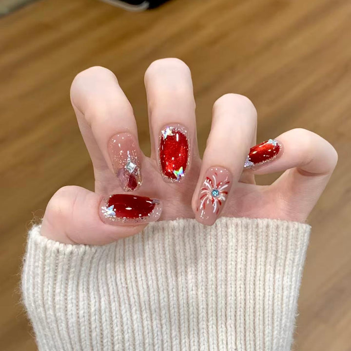 Decorative Holiday-Themed Press-On Nail Art Kalsten
