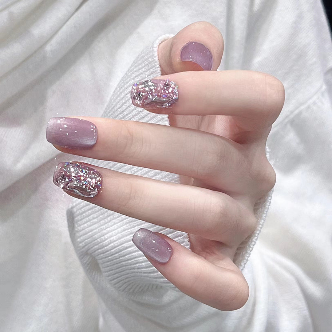 Artistic Floral-Embellished Press-On Nail Art Kalsten