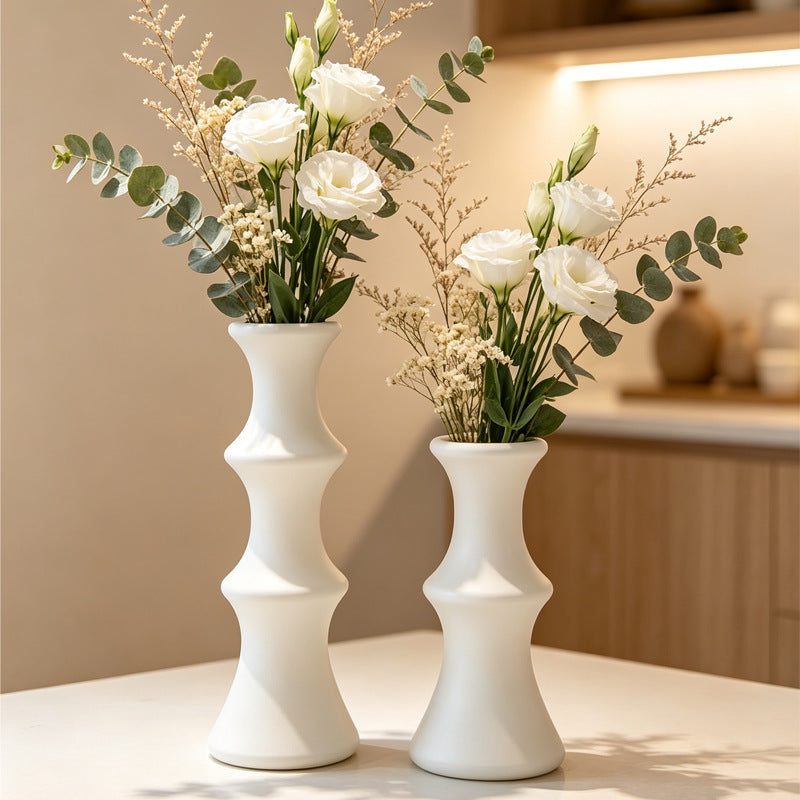 Sculptural Minimalist Vase Kalsten