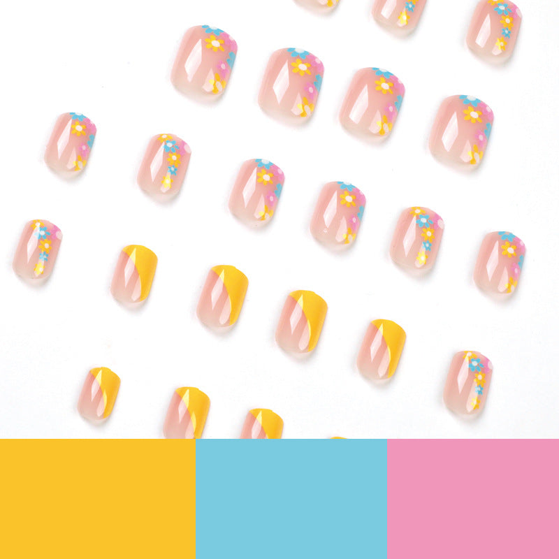 Artful Nail Extensions with Floral Pattern Kalsten