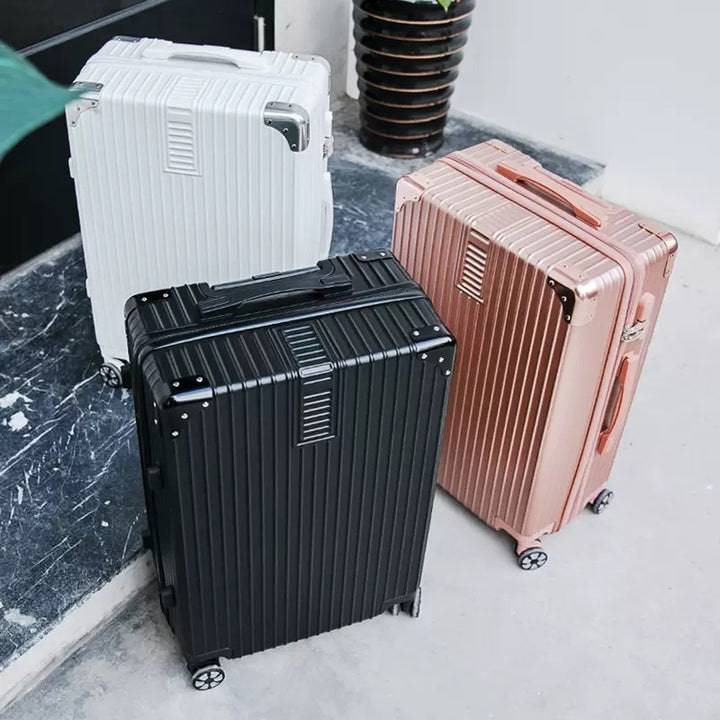 Premium Hard-Shell Spinner Suitcase Kalsten