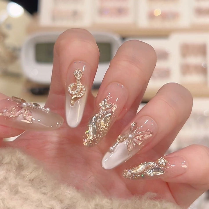 Decorative 3D Crystal-Embellished Nail Art Extensions Kalsten