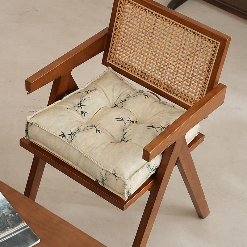 Padded square seat cushion with tufted stitching and fine bamboo print Kalsten