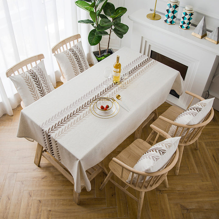 Elegant Leaf Patterned Tablecloth