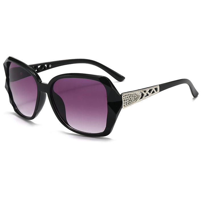 Elegant Oversized Geometric Sunglasses