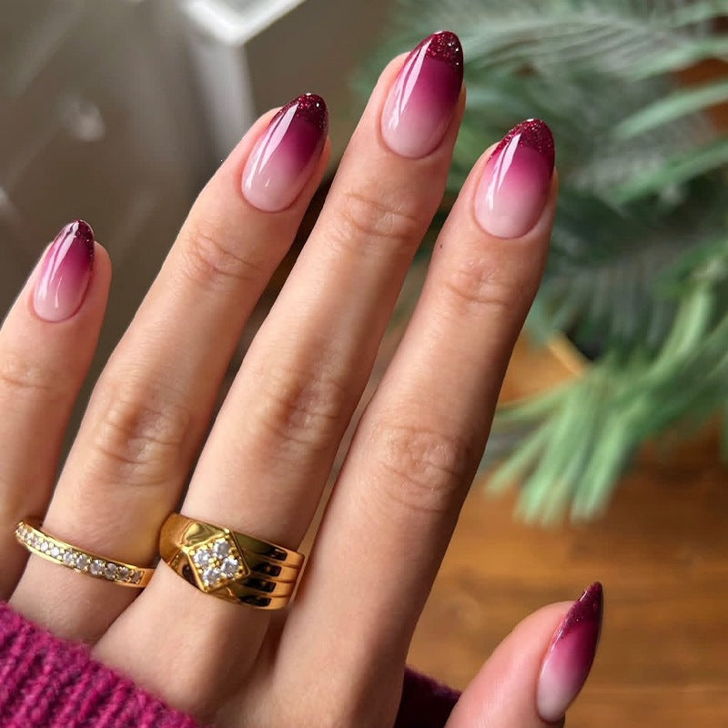 Nail set with elegant ombre color gradients Kalsten