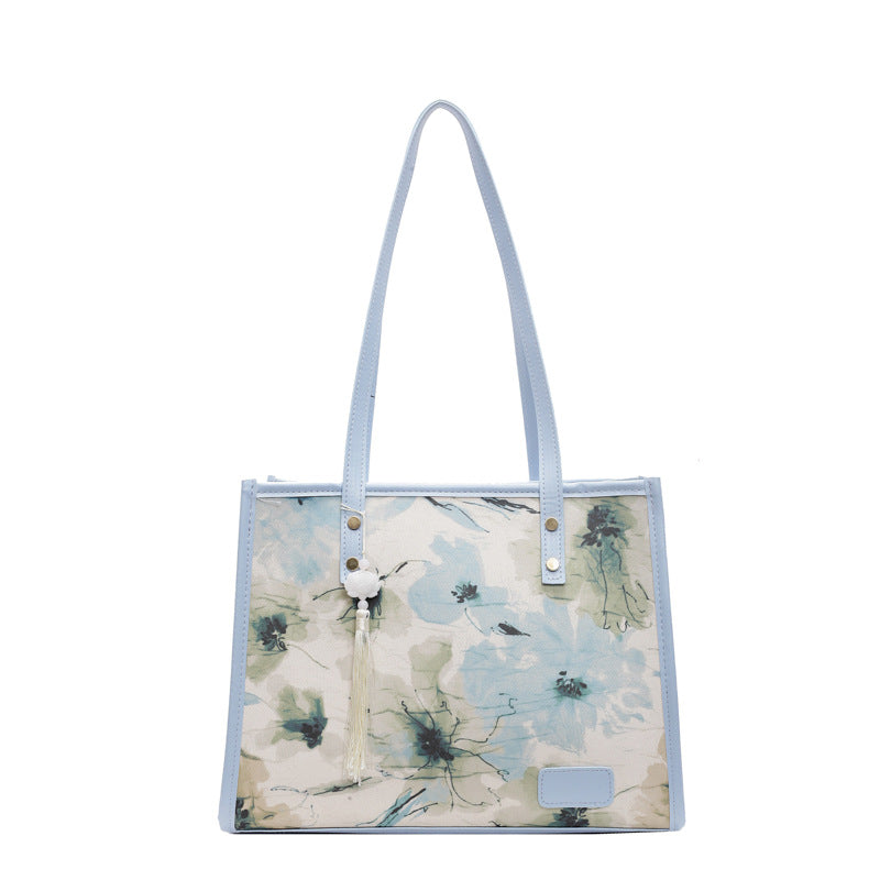 Elegant Floral Pattern Handbag