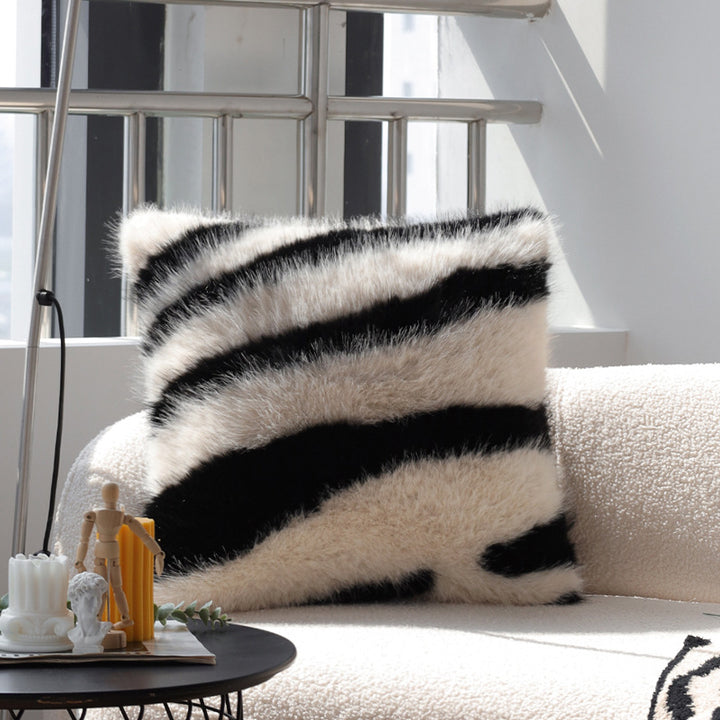 Rectangular decorative cushion with bouclé tweed structure Kalsten