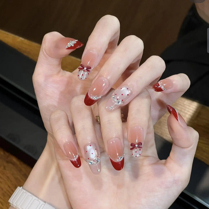 Decorative Holiday-Themed Press-On Nail Set Kalsten