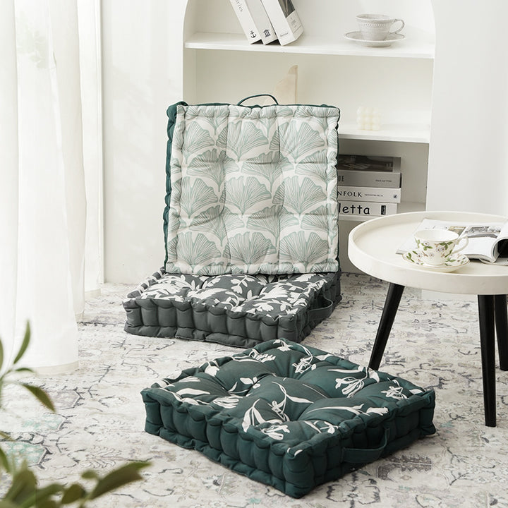 Padded chair cushion with carrying handle and decorative stitching Kalsten