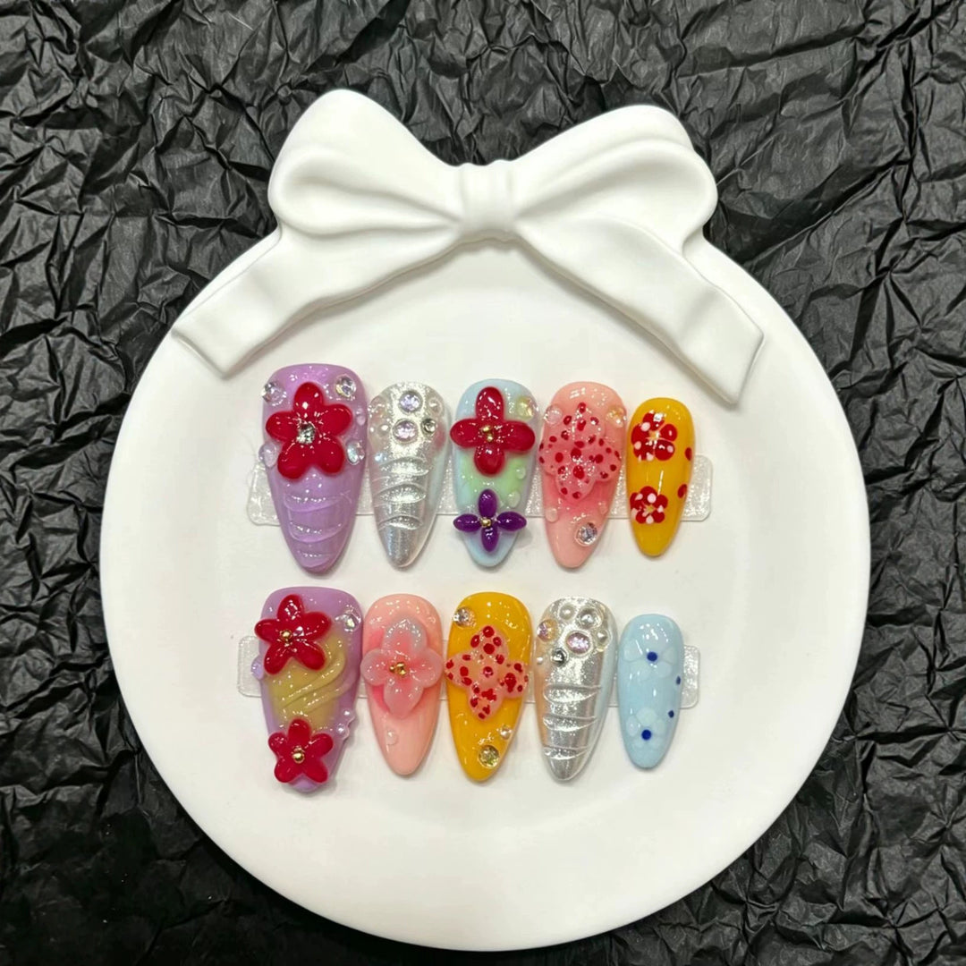 Artistic Floral Press-On Nails Set