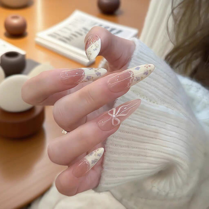 Floral-Embellished Press-On Nail Set Kalsten