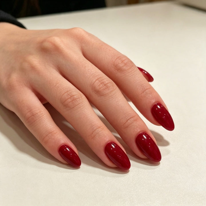 Artificial nails in elegant stiletto design Kalsten