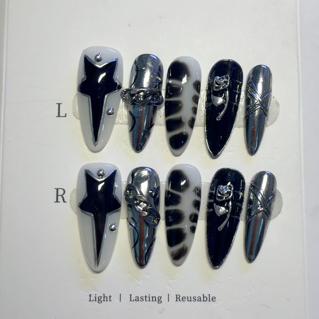 Elegant Gothic-Inspired Press-On Nail Art Set