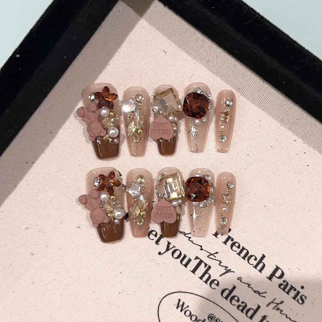 Decorative Press-On Nail Art Set with Unique 3D Accents