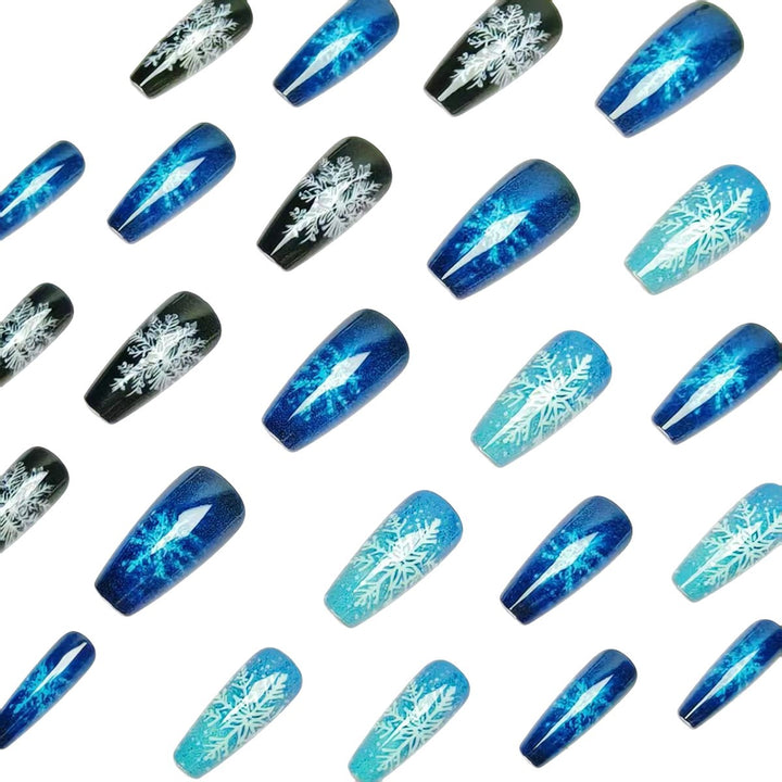 Creative Artificial Nails in Winter Snowflake Design Kalsten