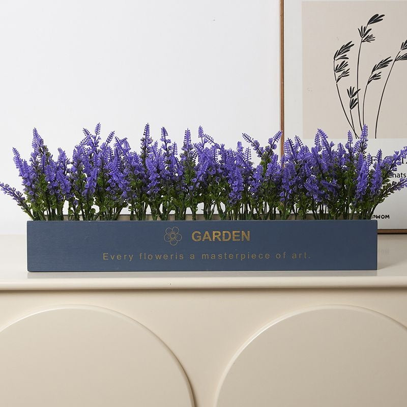 Elegant Botanical Floral Arrangement