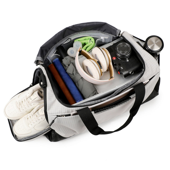 Men's sporty and durable travel bag with versatile storage Kalsten