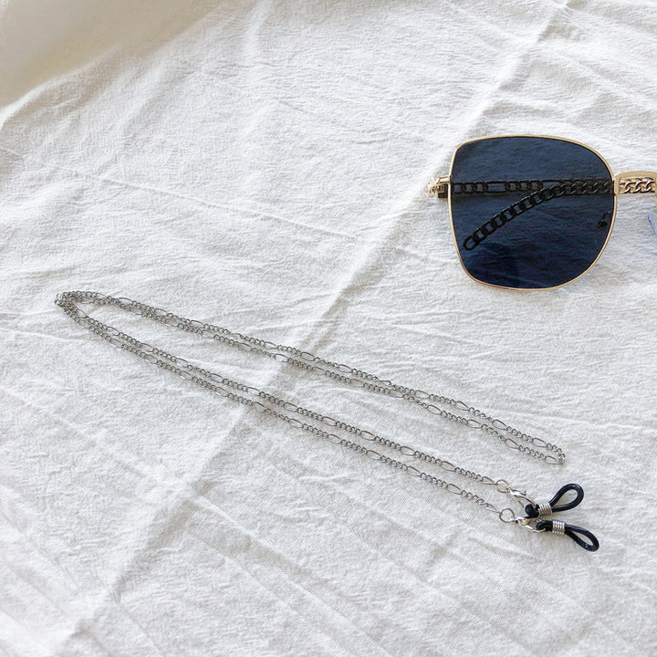 Chic Eyewear Chain with Decorative Clips Kalsten