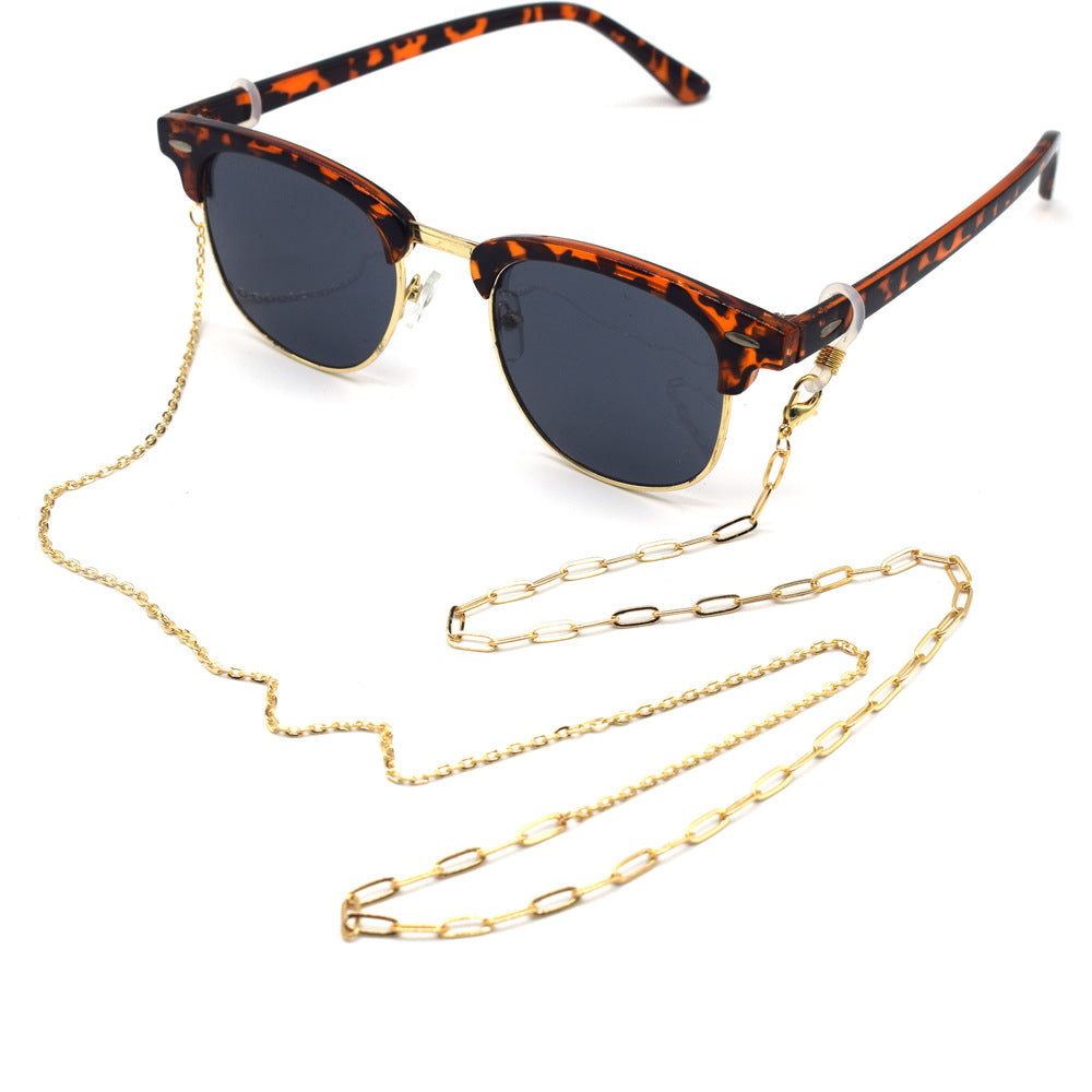 Fashion-Forward Metal Eyewear Chain Kalsten