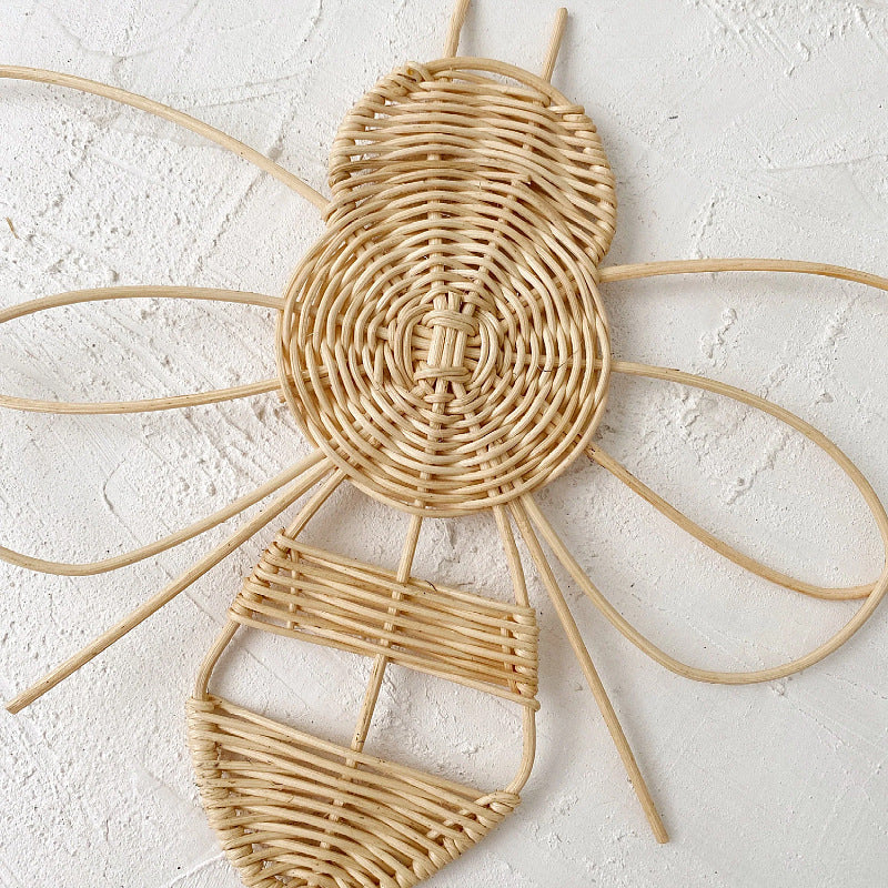 Decorative wall hanging in bee design Kalsten