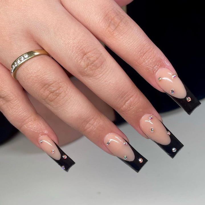 Elegant Crystal-Embellished Press-On Nail Design kalsten