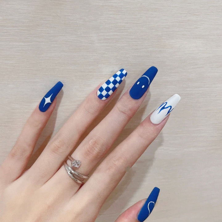 Artificial nail set with creative geometric design Kalsten