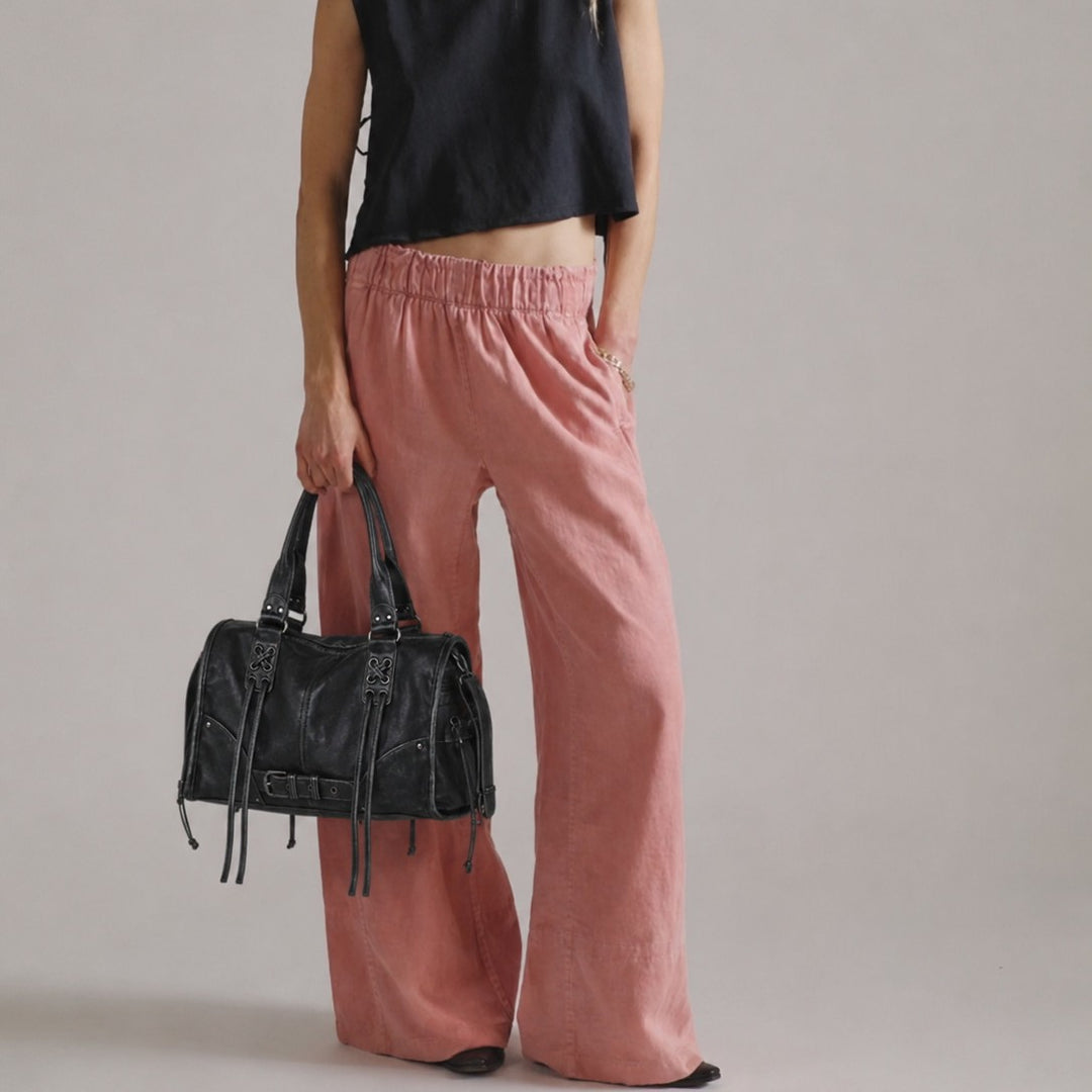 Elegant Structured Leather Handbag