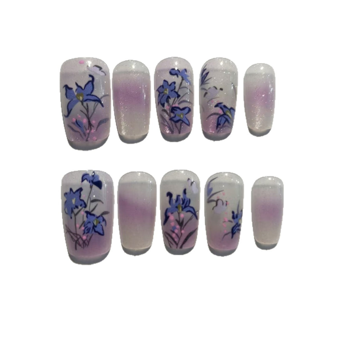 Elegant Floral-Themed Press-On Nails Kalsten