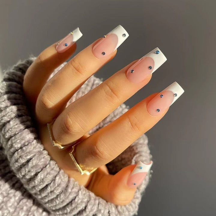Nail Art Set with Glitter and Elegant Accents Kalsten