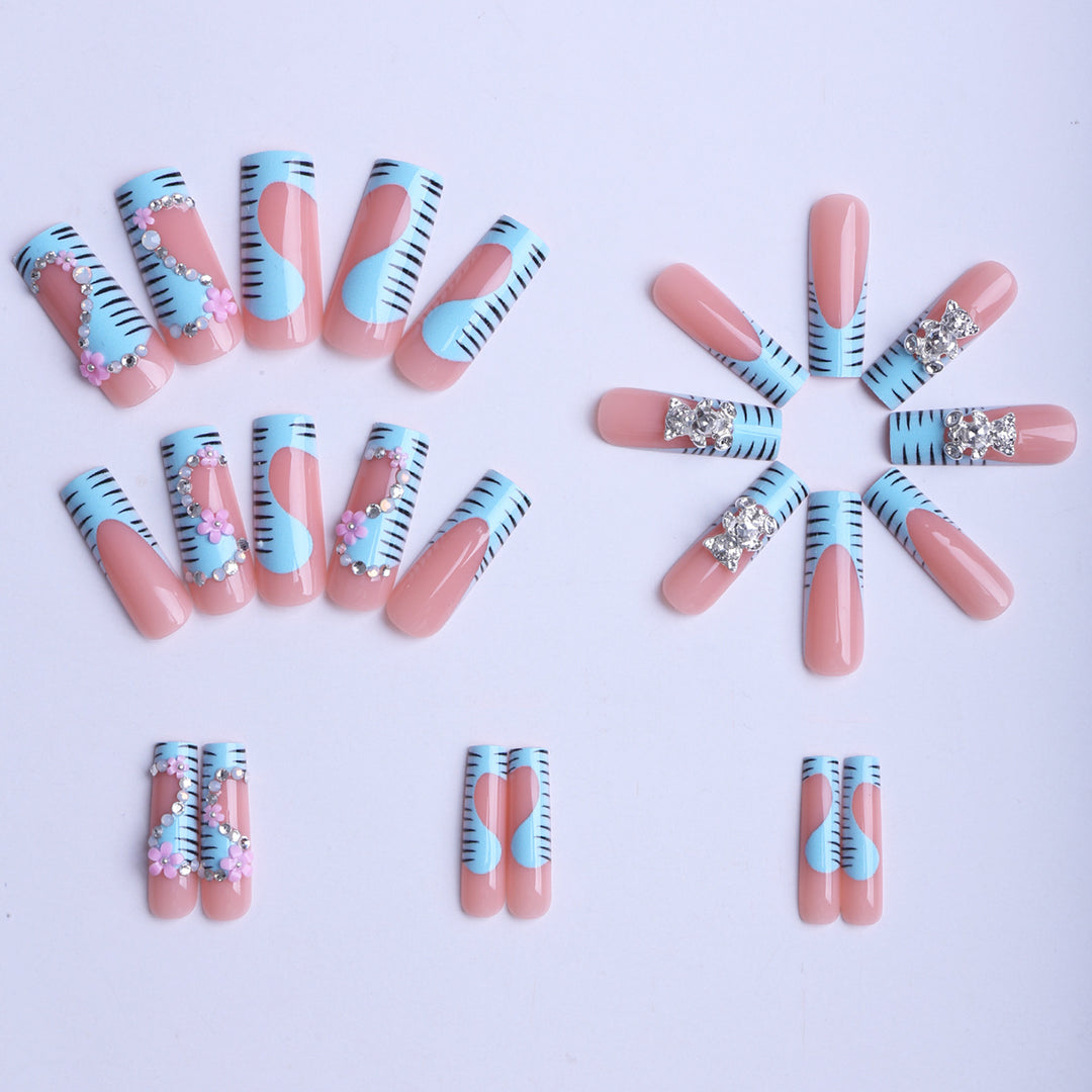 Artificial nails with elaborate decorations Kalsten