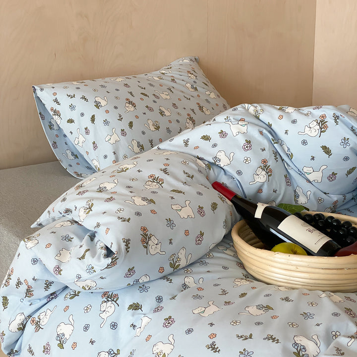 Children's cotton bedding set with cute dog all-over pattern and fine percale quality