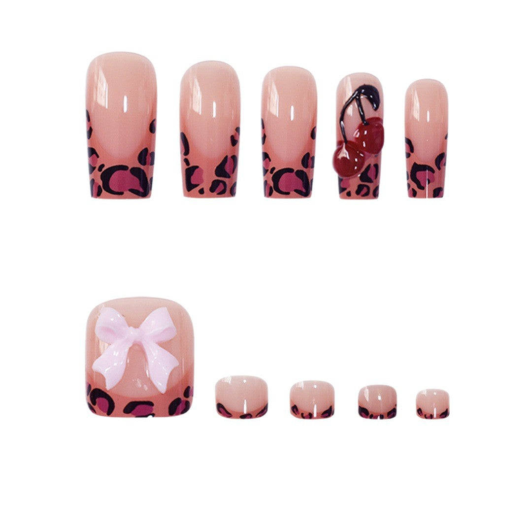 Artistic Nail Art Kalsten