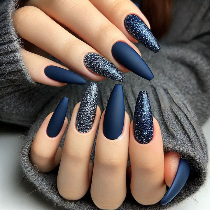 Glittery Stiletto Press-On Nail Set Kalsten