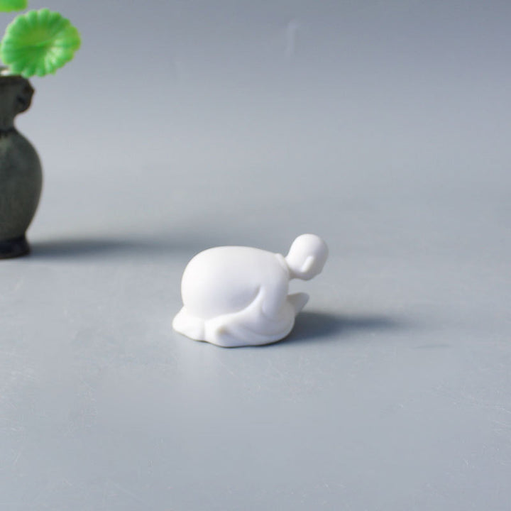 Decorative porcelain figure Kalsten