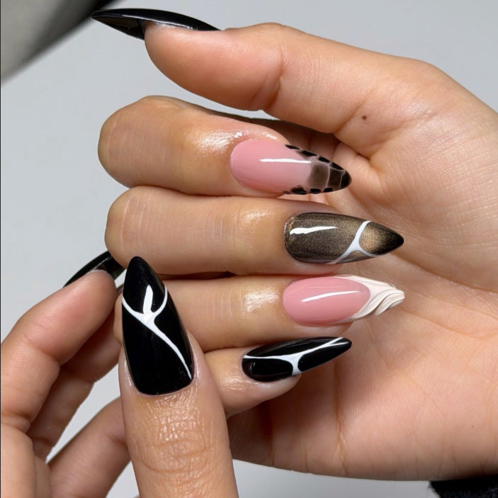 Artistic Almond-Shaped Nail Art Kalsten