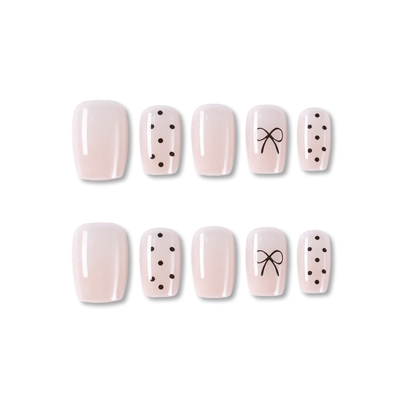Chic Minimalist Press-On Nail Set Kalsten