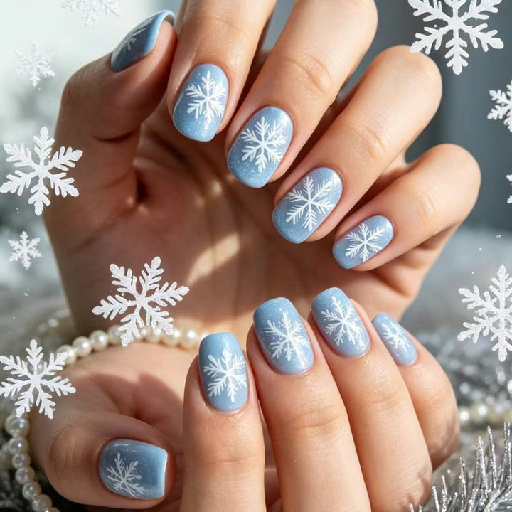 Artificial nails with sparkling winter flake design Kalsten