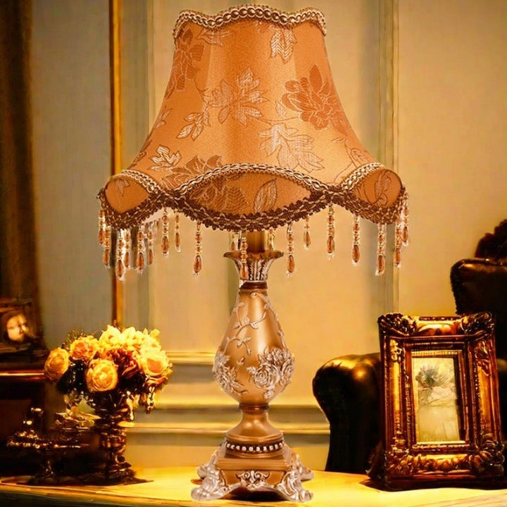 Vintage Floral Table Lamp