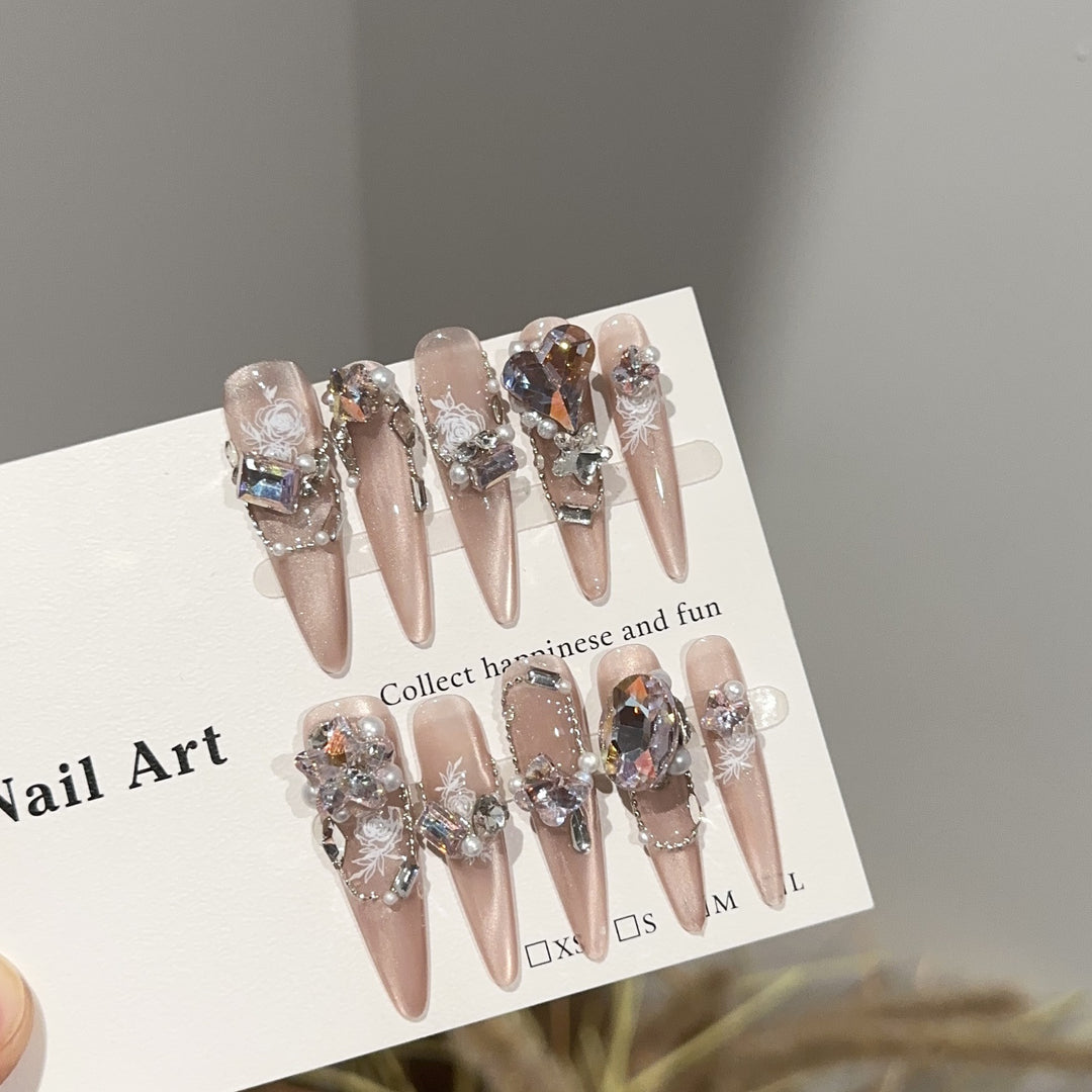 Decorative and Elegant Press-On Nail Art Set