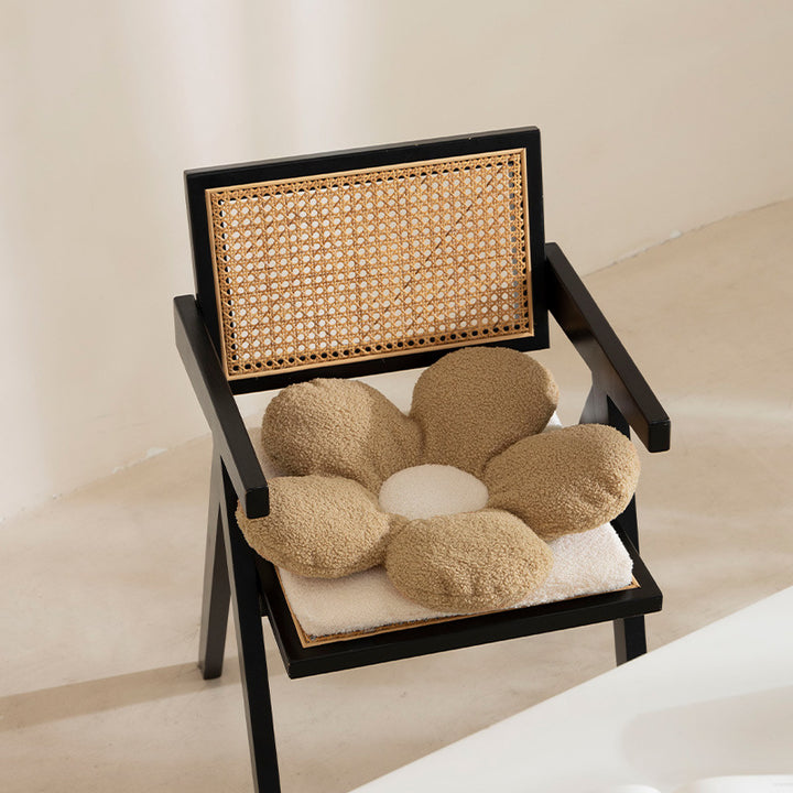 Padded flower seat cushion with teddy plush and ergonomic padding Kalsten