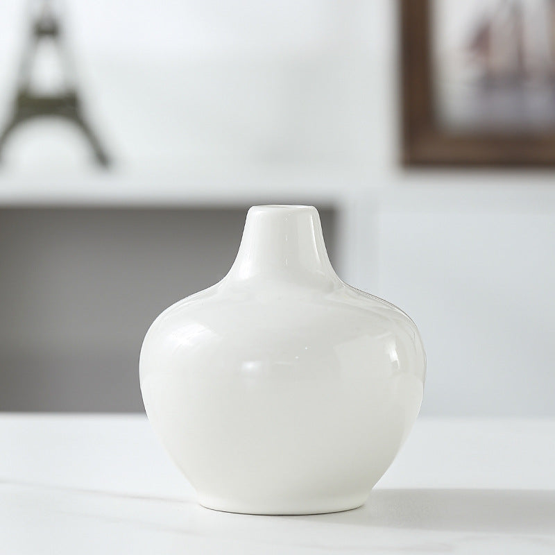 Elegant Ceramic Flower Bud Vase Kalsten