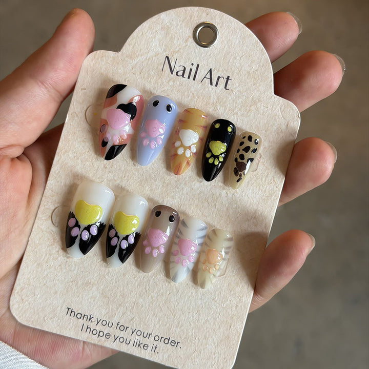 Playful Patterned Press-On Nail Art Set Kalsten