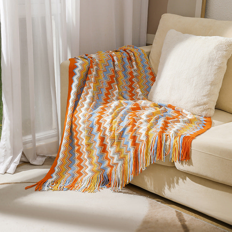 Zigzag Pattern Decorative Throw Blanket