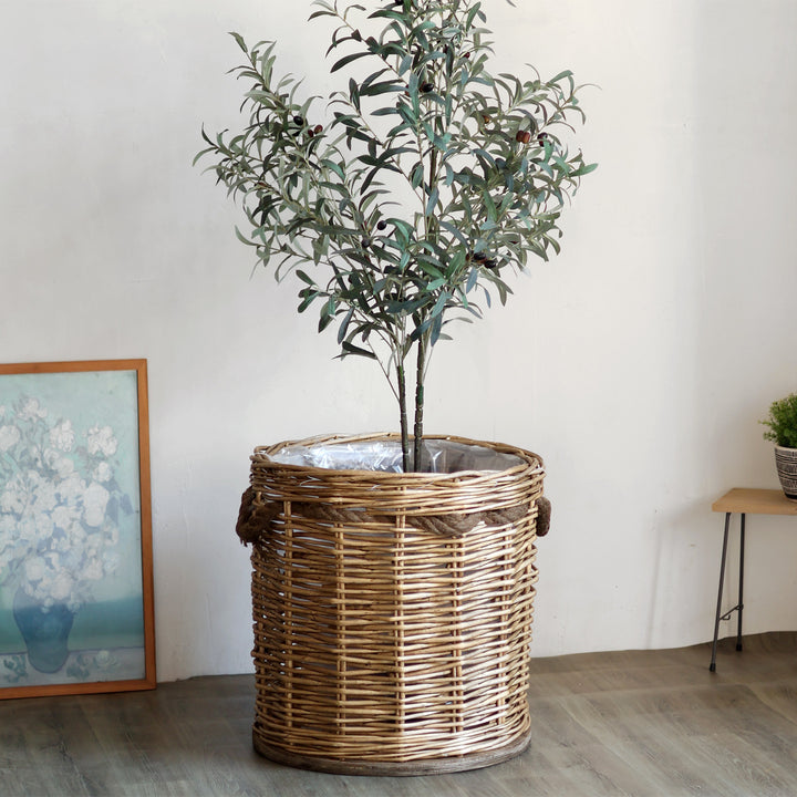 Handcrafted laundry basket with weaving Kalsten