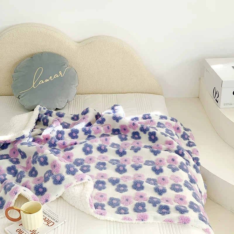 Cozy Decorative Throw Blanket