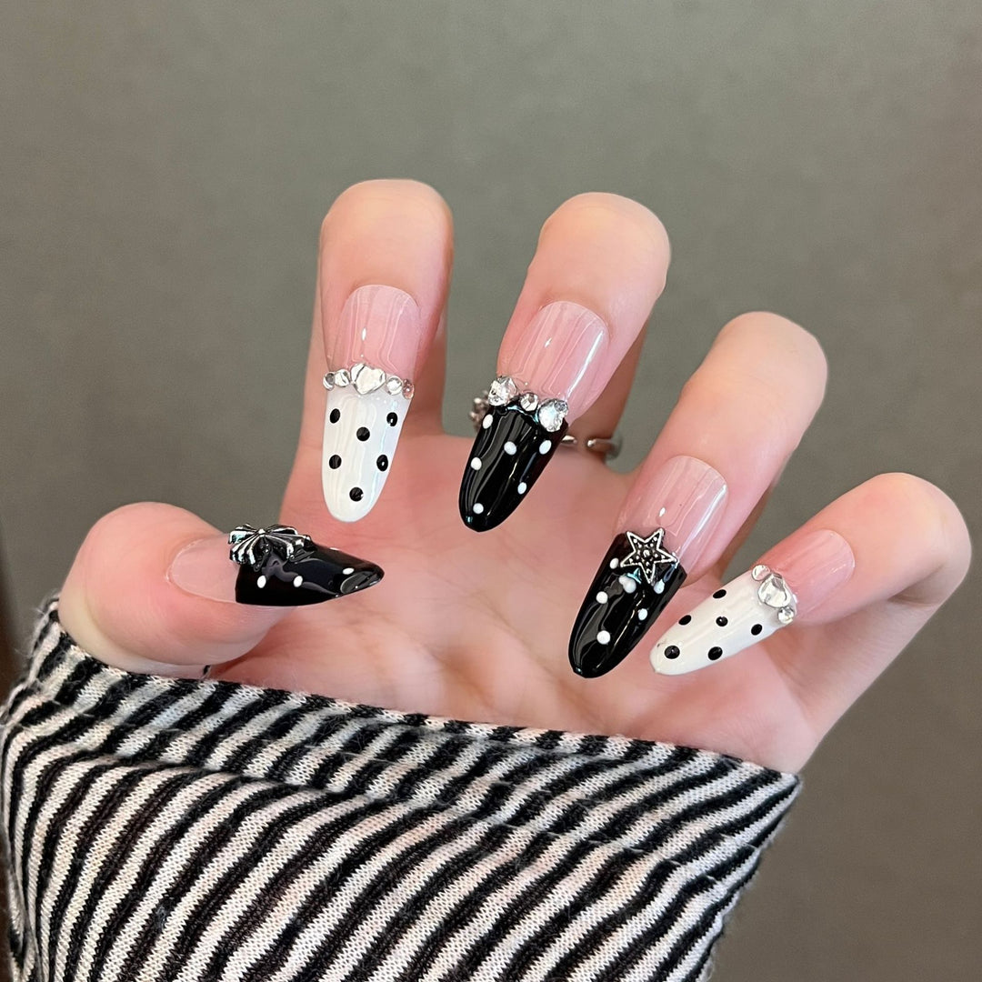 Premium Rhinestone-Embellished Nail Art Extensions Kalsten