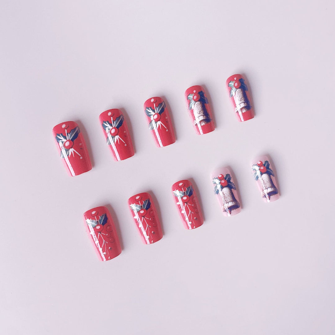 Artificial nail set with festive Christmas design and glitter details Kalsten
