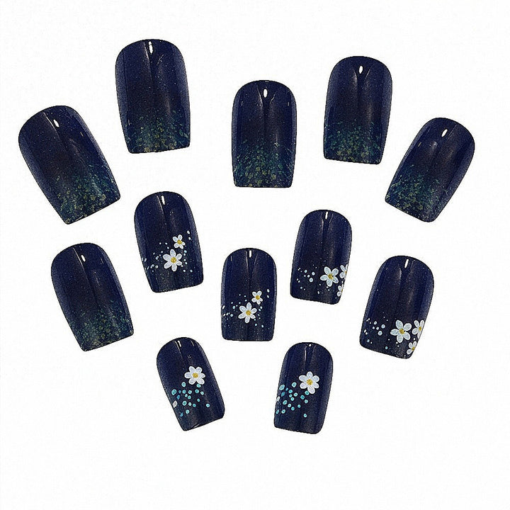 Artistic Design Nails Kalsten